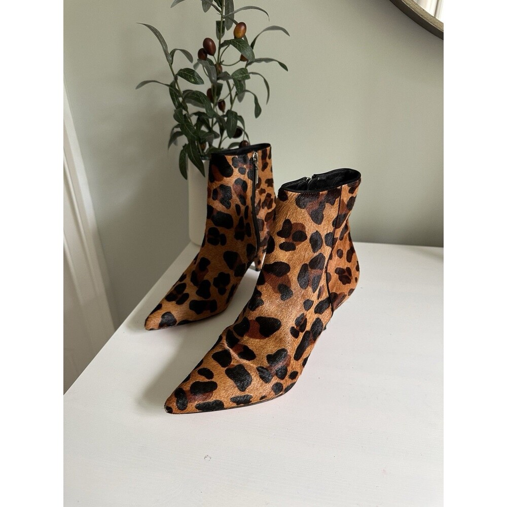 Schutz Leopard Print Calf Hair Pointed Toe Kitten Heel Ankle Booties Size 6B